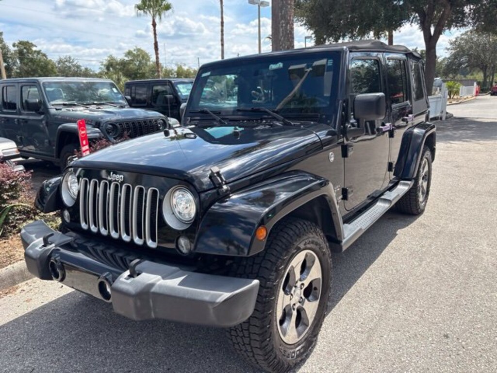 Certified 2017 Jeep Wrangler JK Unlimited Sahara 4x4 SUV
