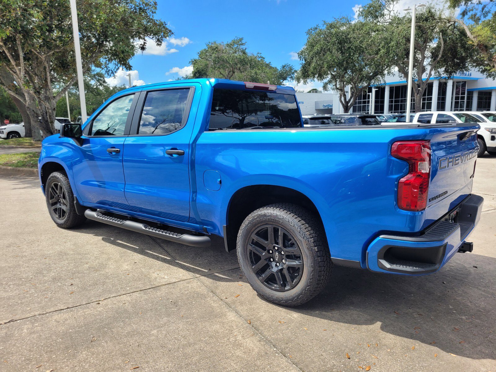 2025 Chevrolet Silverado 1500 Custom - Photo 6
