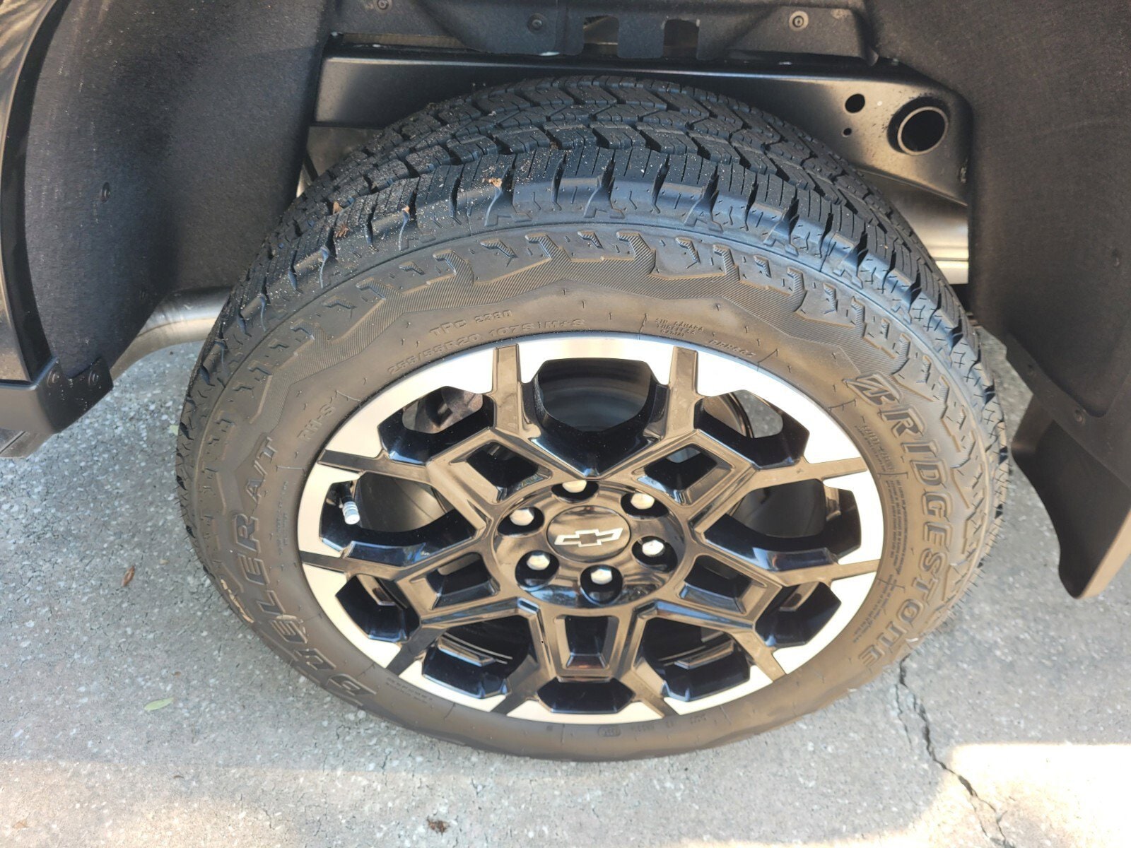2026 Chevrolet Colorado Z71 - Photo 11