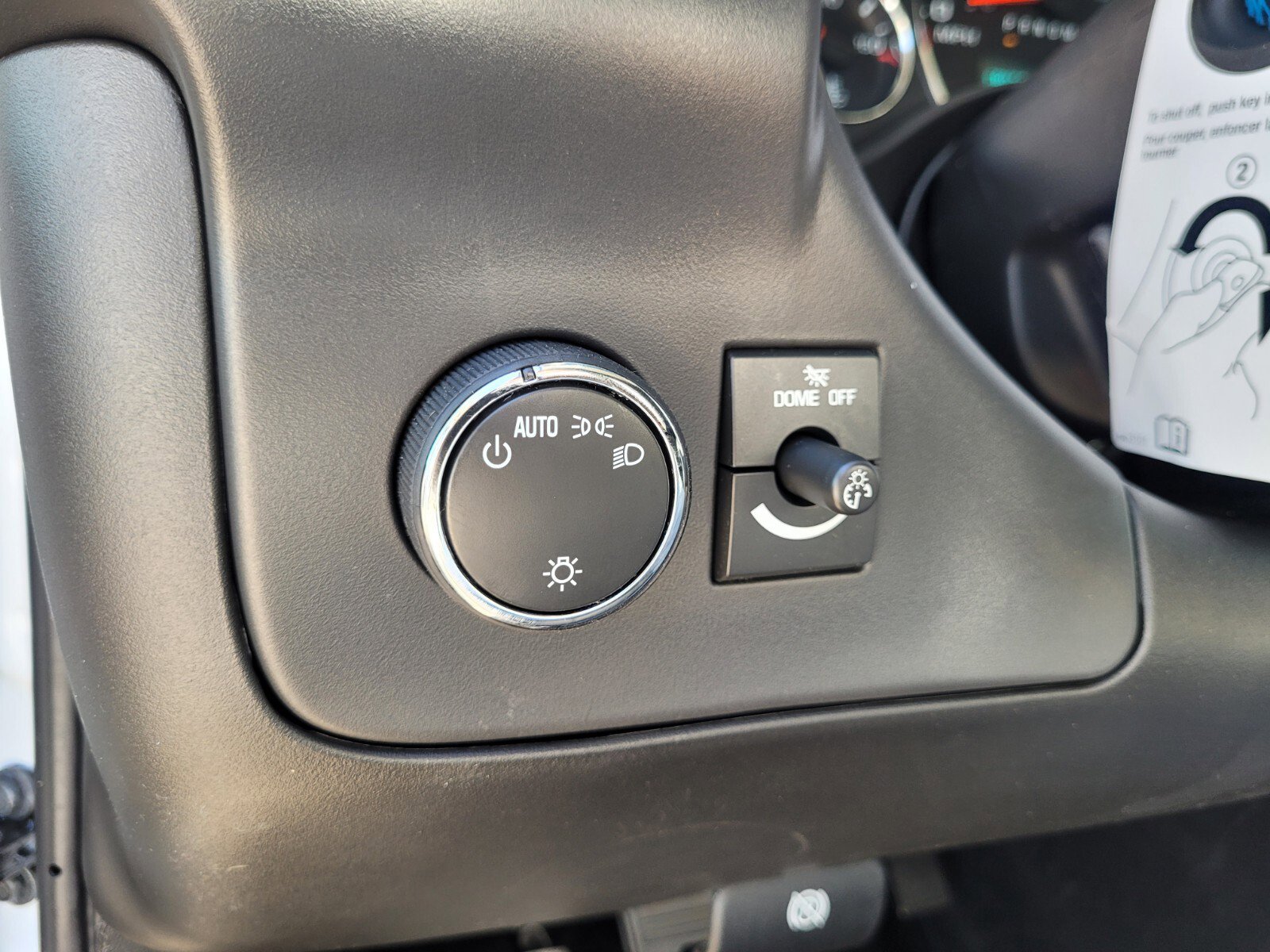 2025 Chevrolet Express Cargo Work Van - Photo 23