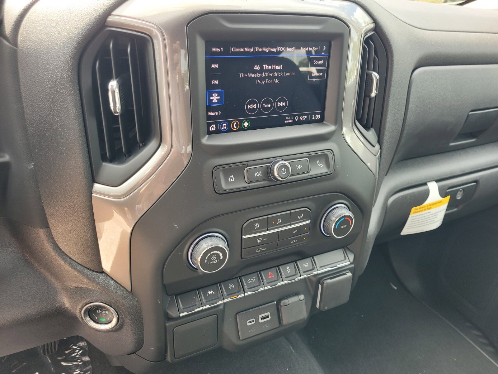 2025 Chevrolet Silverado 1500 Custom - Photo 28