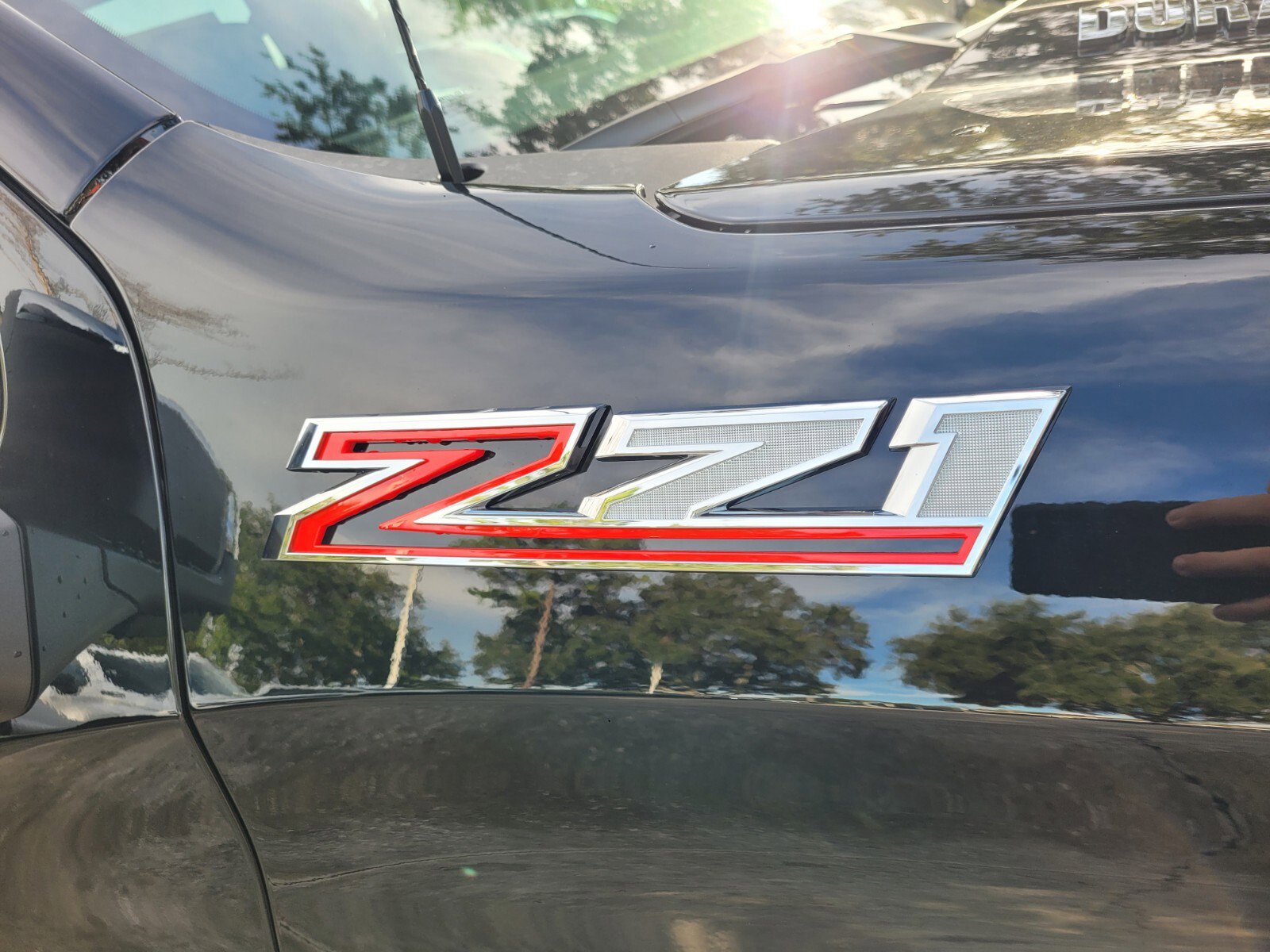 2025 Chevrolet Silverado 1500 LTZ - Photo 11