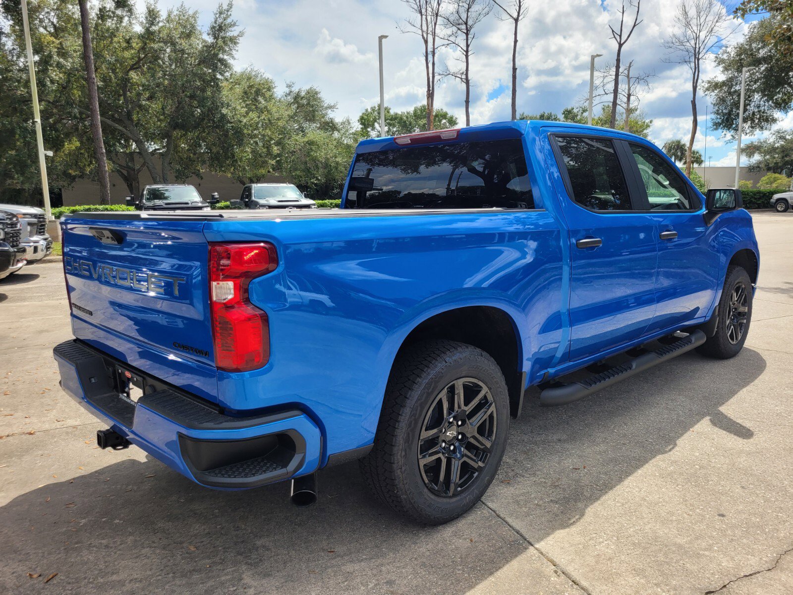 2025 Chevrolet Silverado 1500 Custom - Photo 8