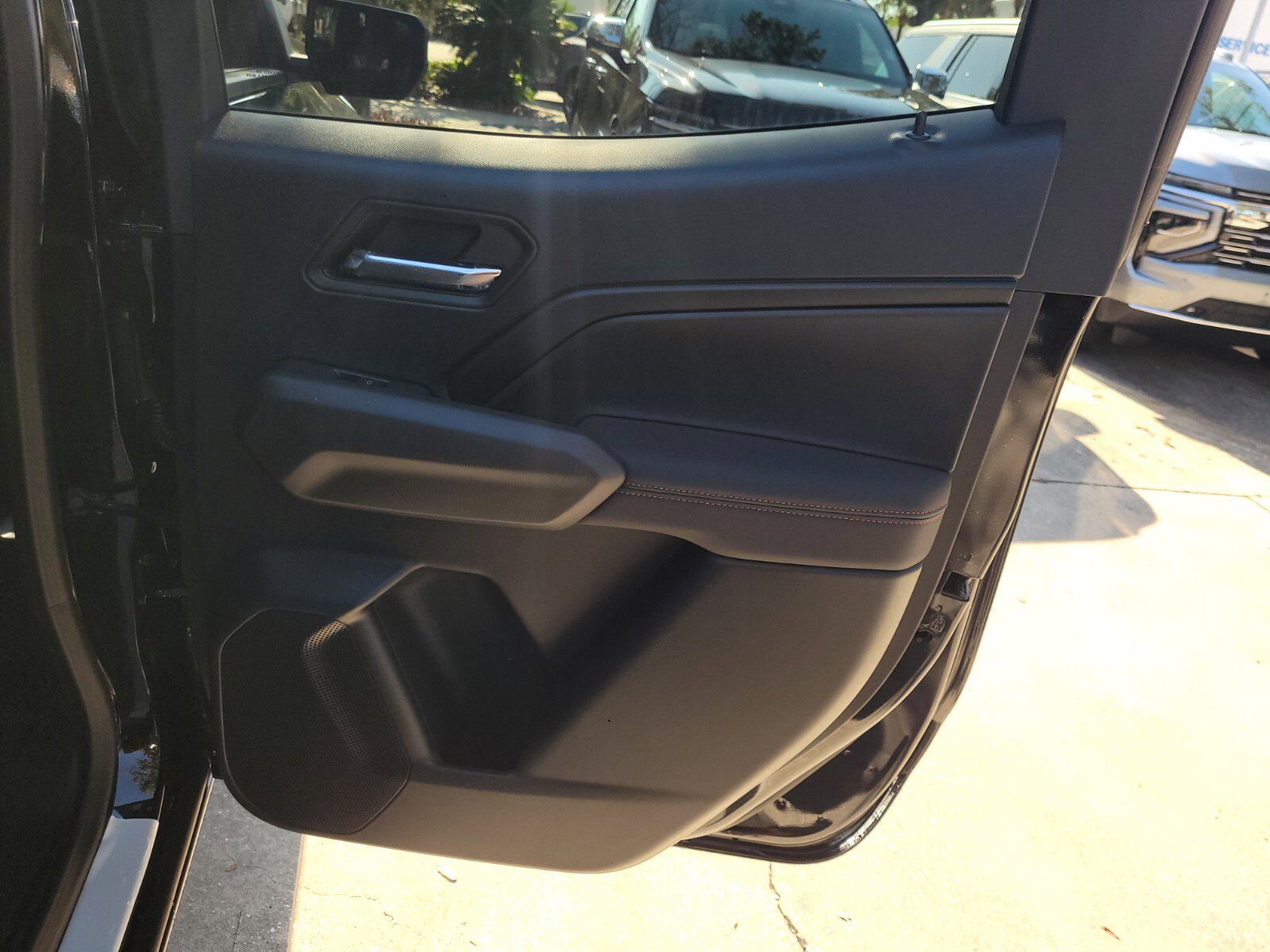2026 Chevrolet Colorado Z71 - Photo 14