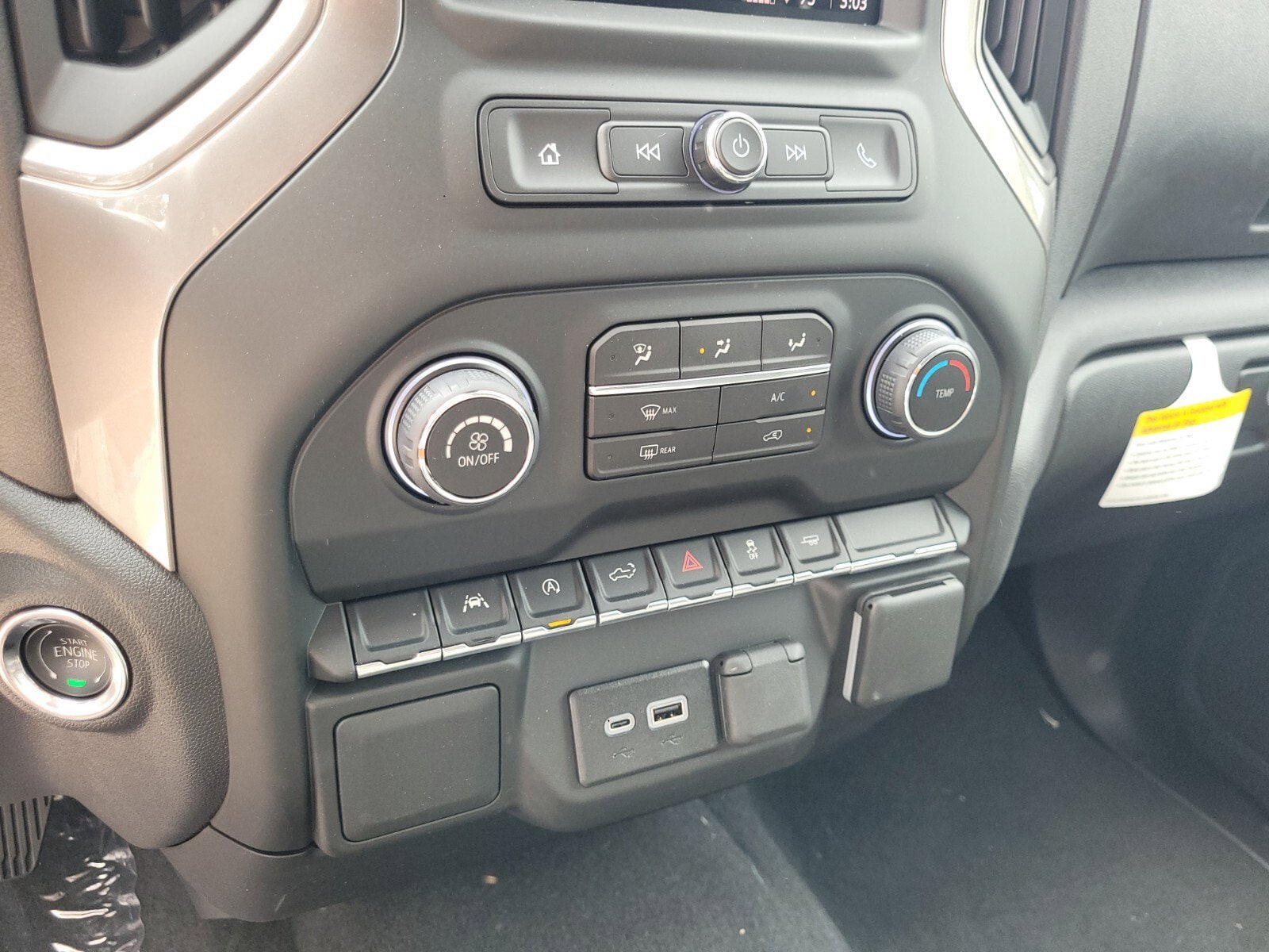 2025 Chevrolet Silverado 1500 Custom - Photo 29