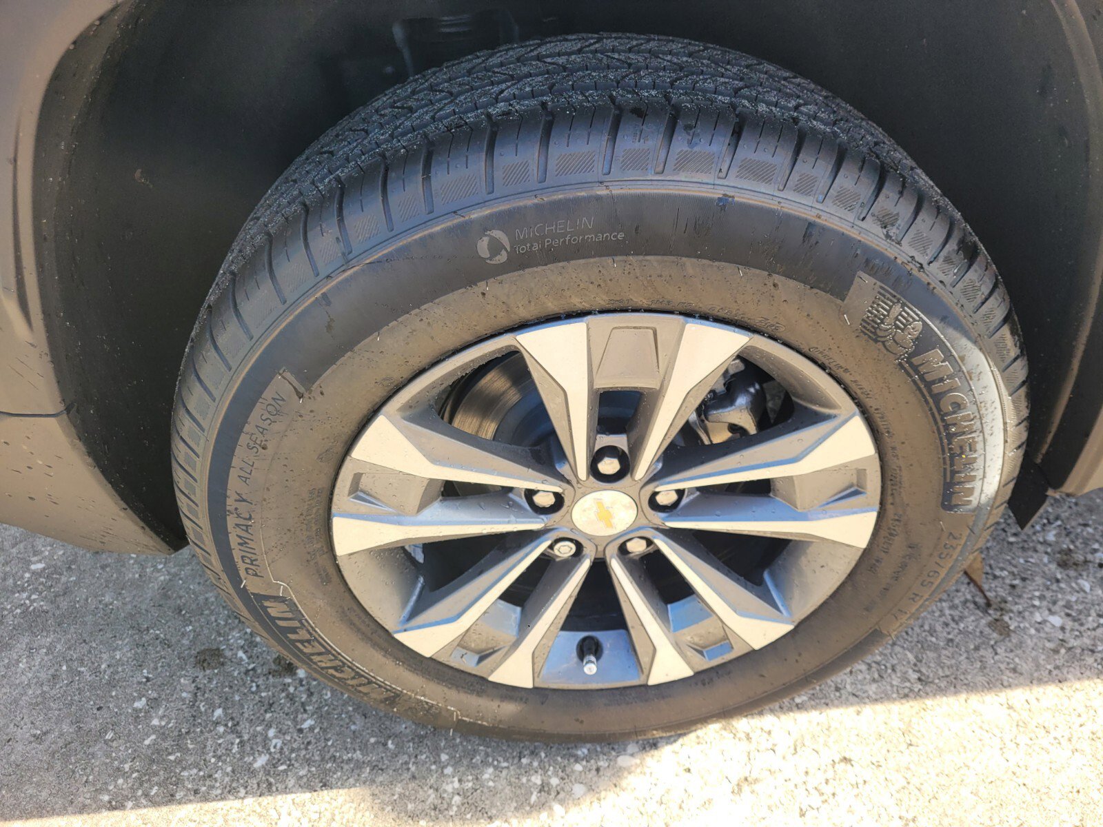 2026 Chevrolet Equinox LT - Photo 12