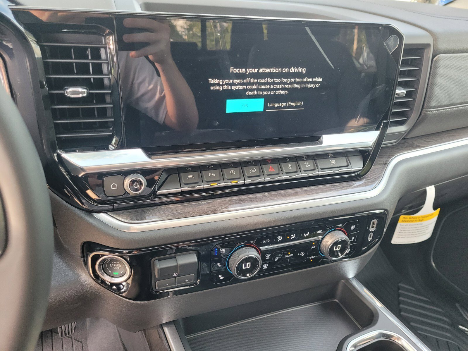 2025 Chevrolet Silverado 1500 LTZ - Photo 27