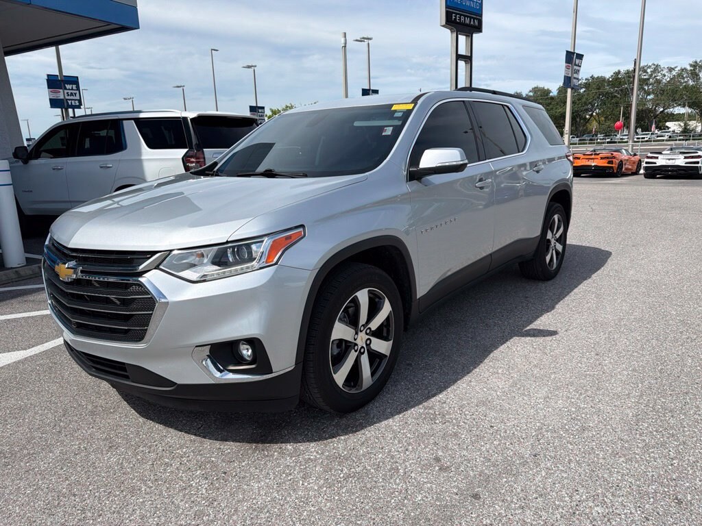 Used 2021 Chevrolet Traverse LT Leather SUV