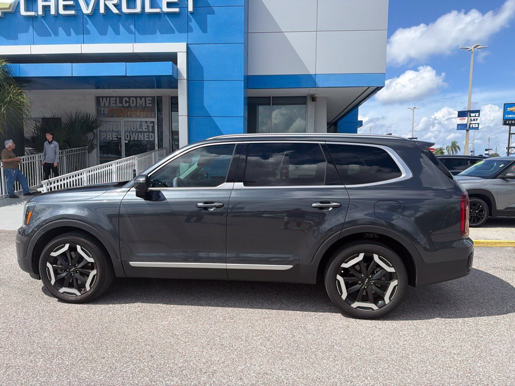 Used 2024 Kia Telluride S SUV