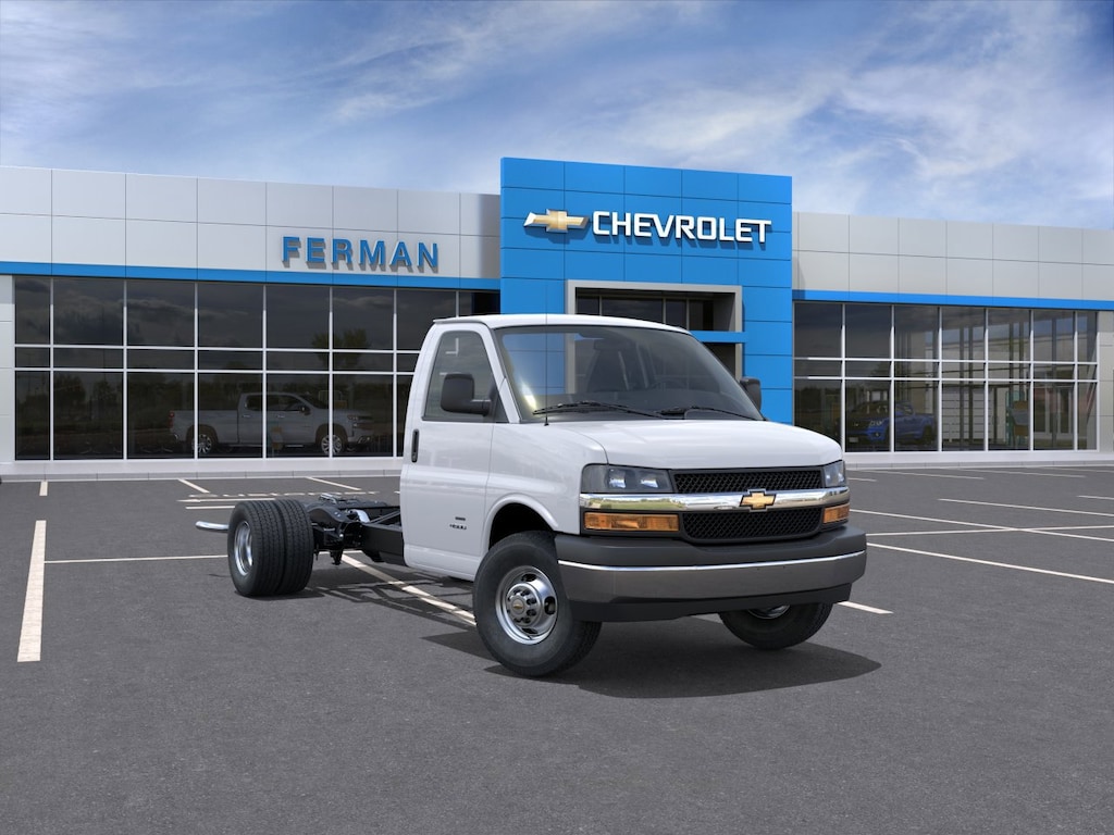 New 2026 Chevrolet Express Cutaway 4500 Van Truck