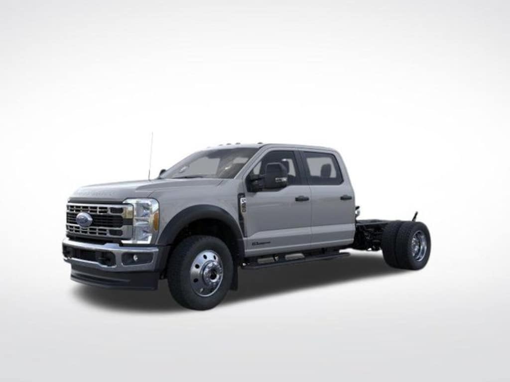 New 2026 Ford F-450SD XLT Chassis