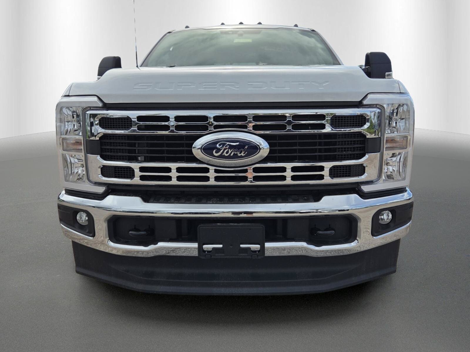 New 2026 Ford F-350SD XL Chassis