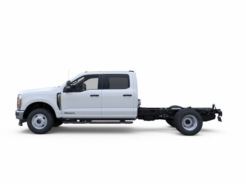 New 2026 Ford F-350 Chassis XL Truck Crew Cab