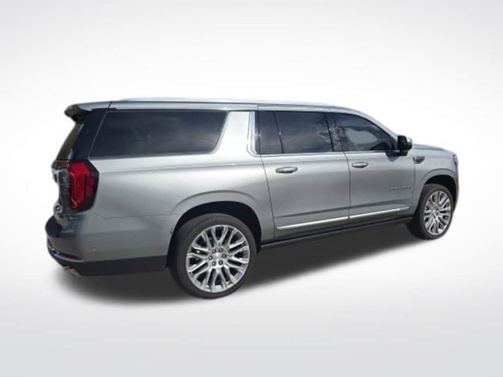 Used 2025 GMC Yukon XL Denali SUV