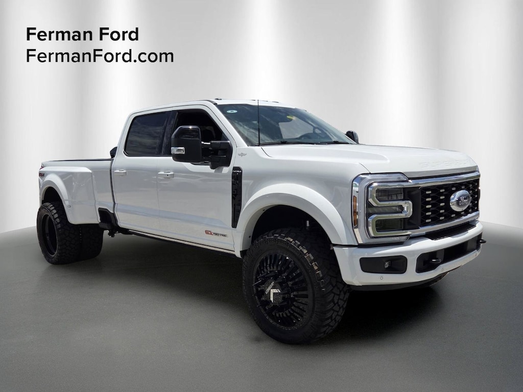 New 2026 Ford F-450 Platinum Truck Crew Cab