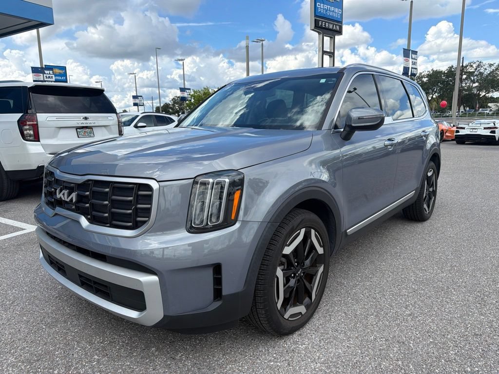 Used 2024 Kia Telluride S SUV