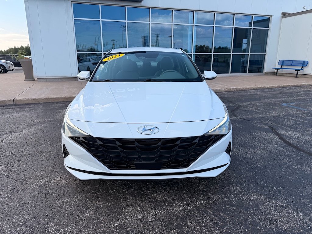 Used 2023 Hyundai Elantra SEL Sedan