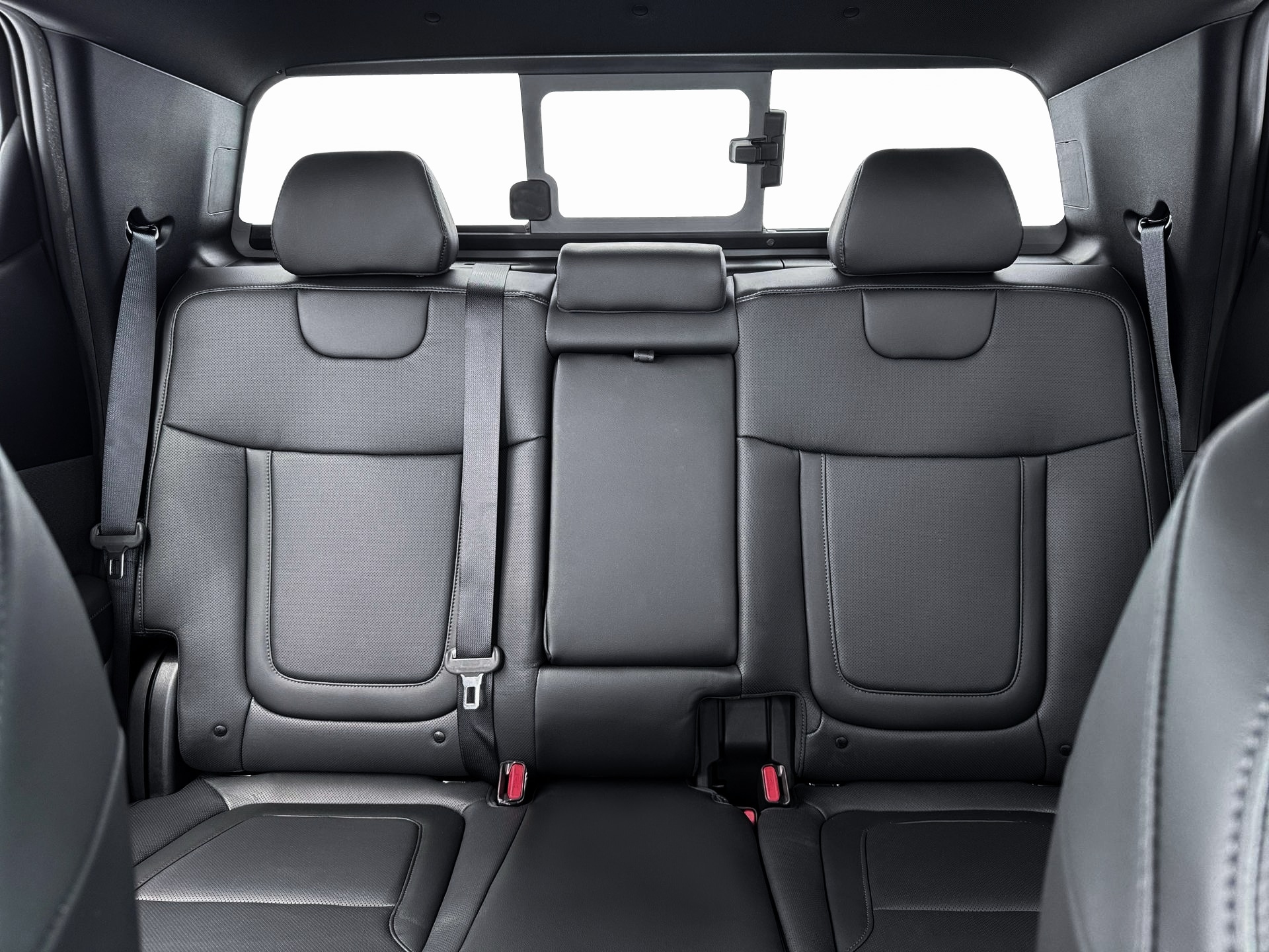 2026 Hyundai Santa Cruz Limited - Photo 16
