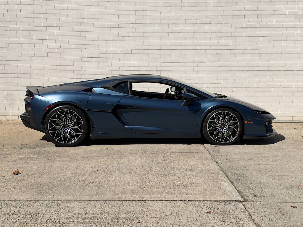 Used 2026 Lamborghini Temerario 2dr Car