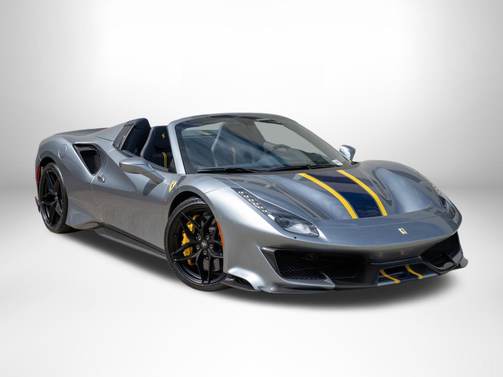  Ferrari 488 Pista Spider