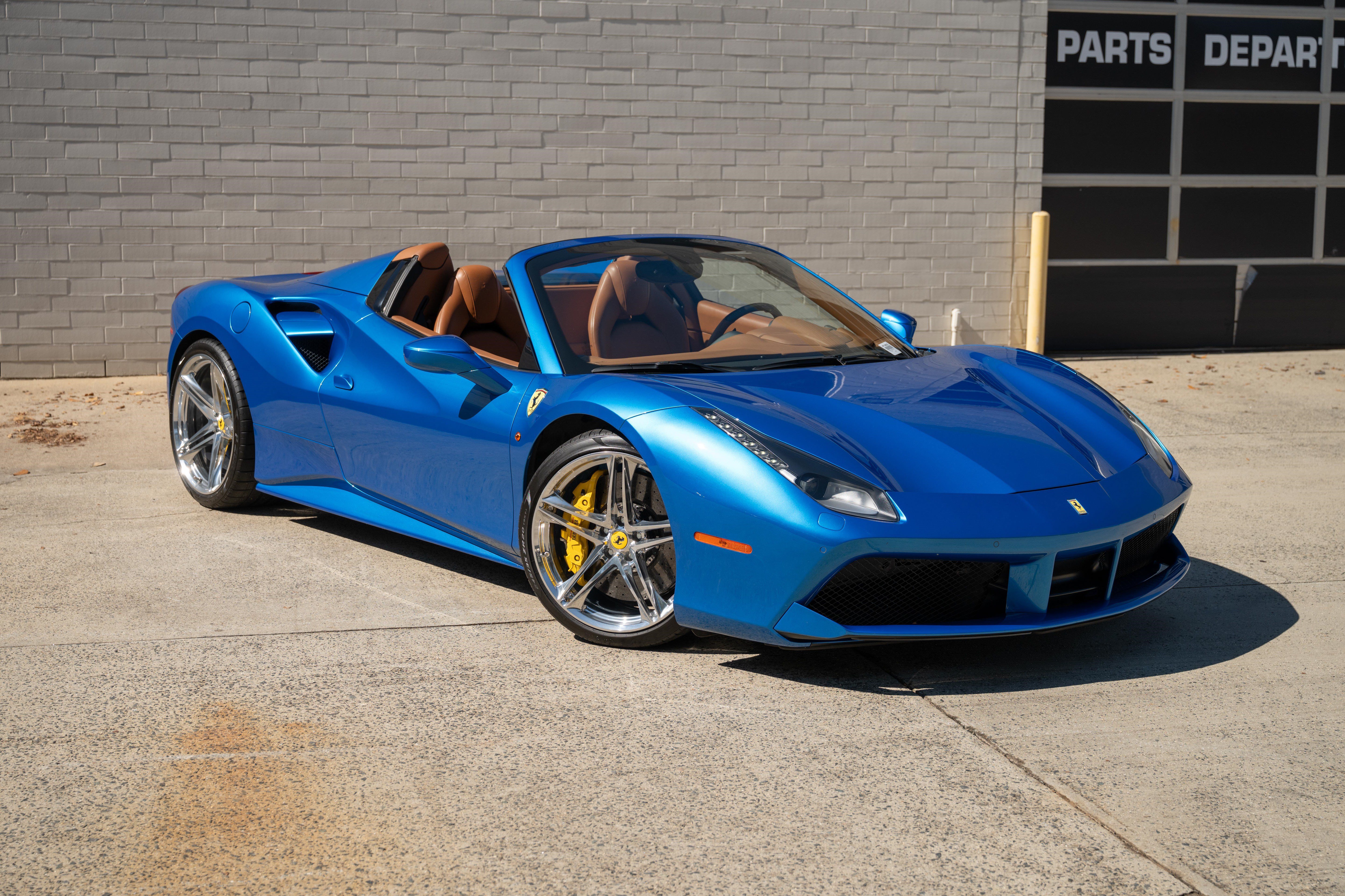  Ferrari 488 Spider