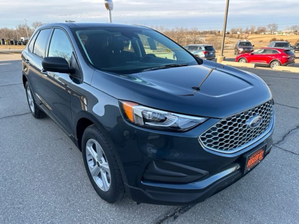 New 2023 Ford Edge SUV