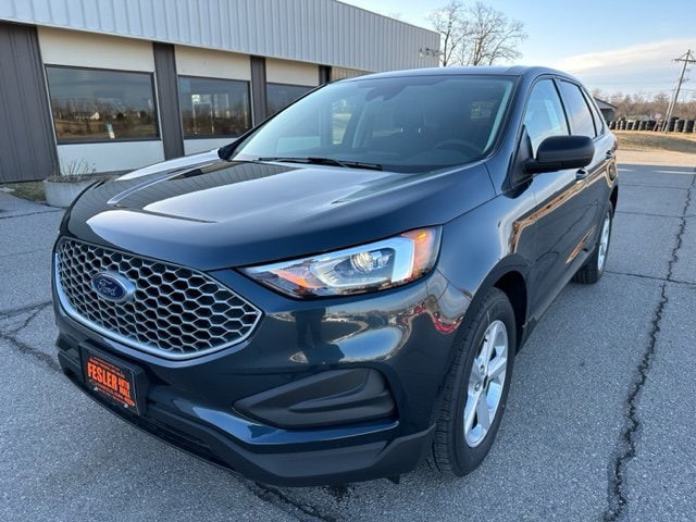 2023 Ford Edge SE