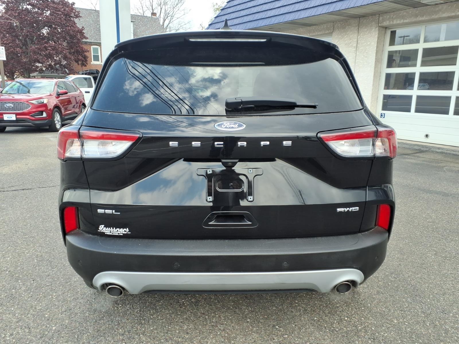 Used 2022 Ford Escape SEL SUV