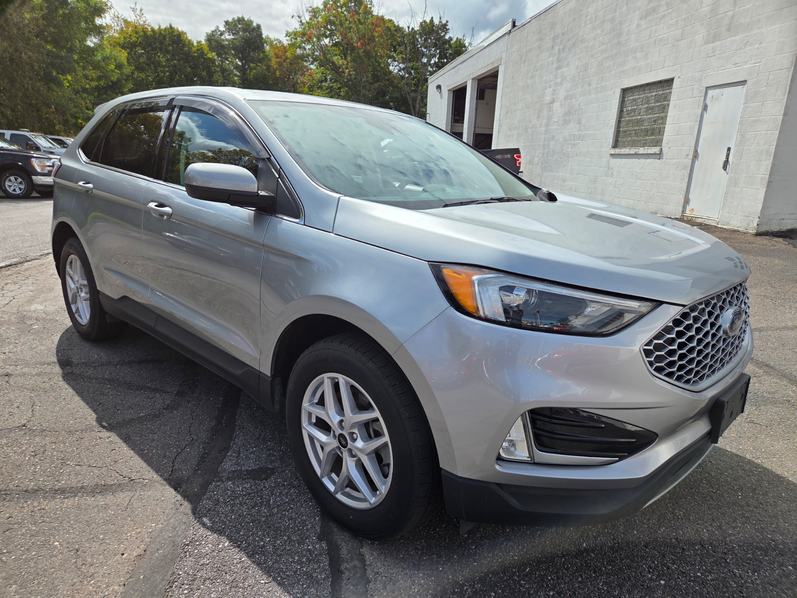 Used 2024 Ford Edge SEL SUV