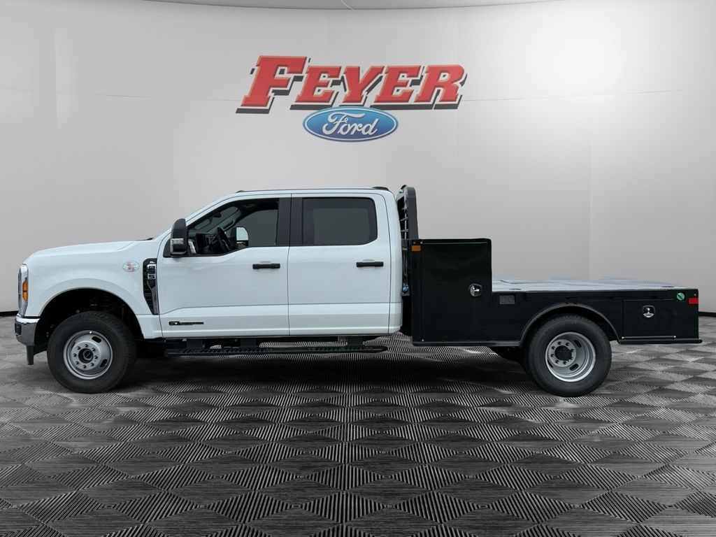 New 2026 Ford Super Duty F-350 XL w/Legend X Viking Pro Gooseneck Body Chassis