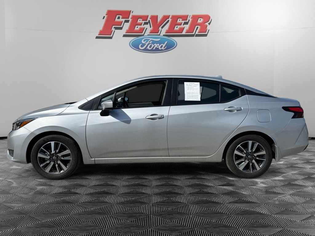Certified 2025 Nissan Versa 1.6 SV Sedan