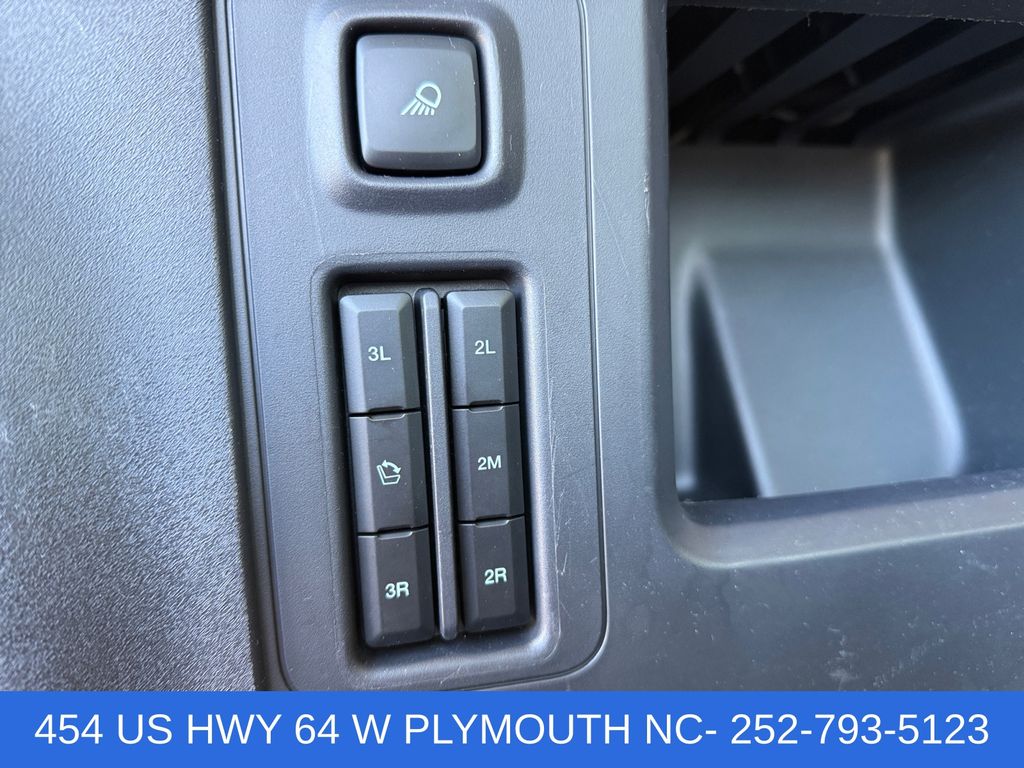 2025 Ford Expedition Platinum - Photo 18