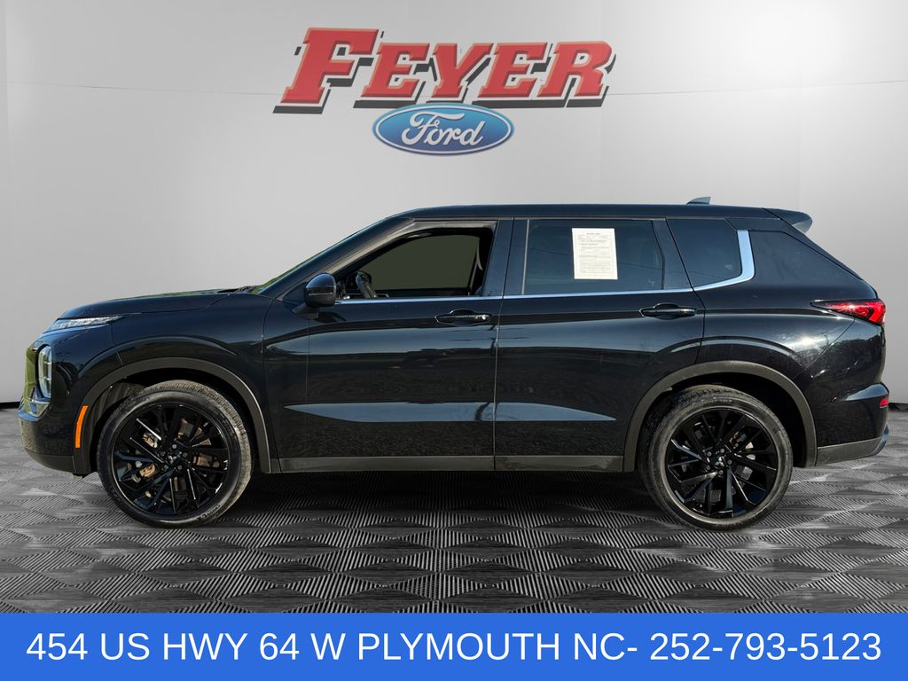 Used 2022 Mitsubishi Outlander SE with VIN JA4J3UA87NZ059471 for sale in Plymouth, NC