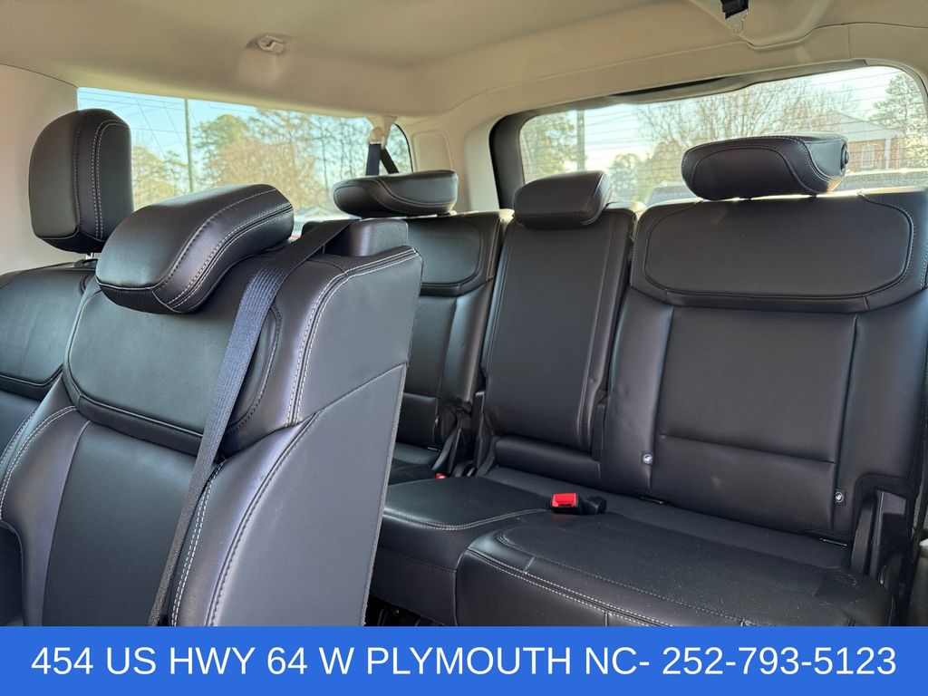 2025 Ford Expedition Platinum - Photo 19
