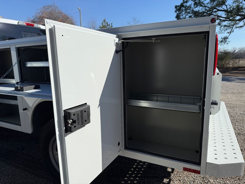 2026 Ford F-350 Super Duty Chassis Cab XL - Photo 19