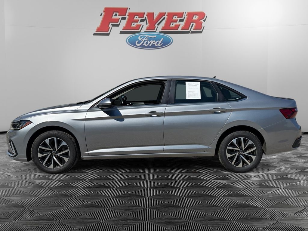 Certified 2025 Volkswagen Jetta 1.5T S Sedan