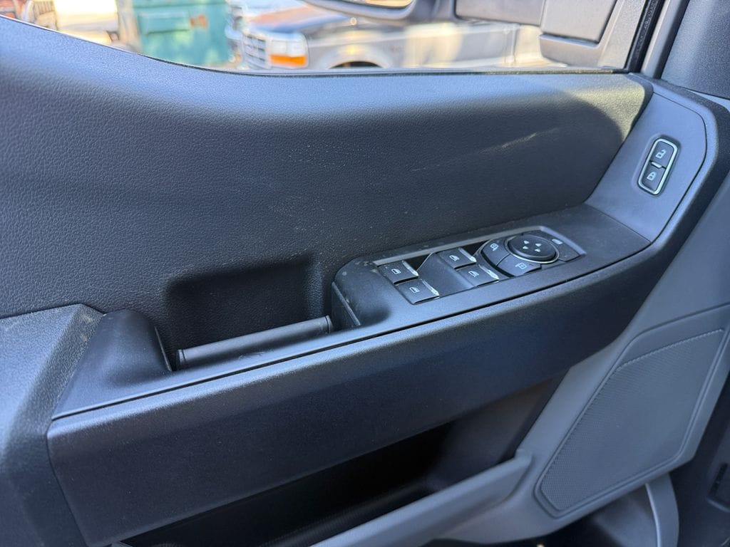 2026 Ford F-350 Super Duty Chassis Cab XL - Photo 21