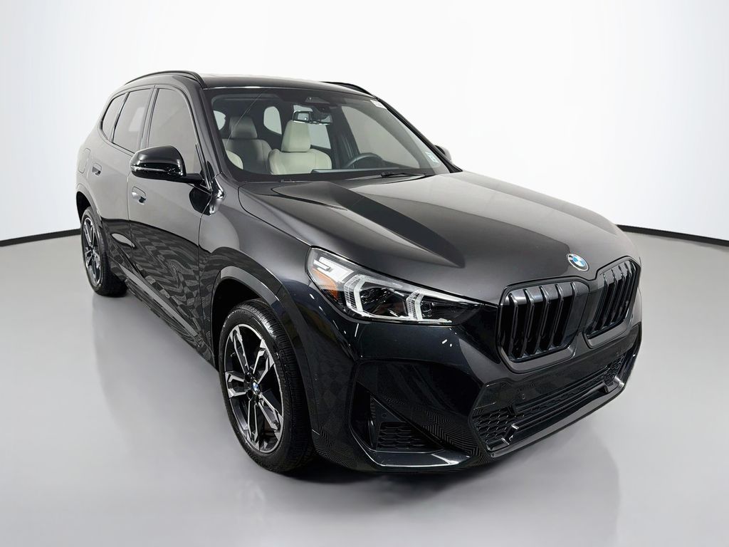 2023 BMW X1 28i