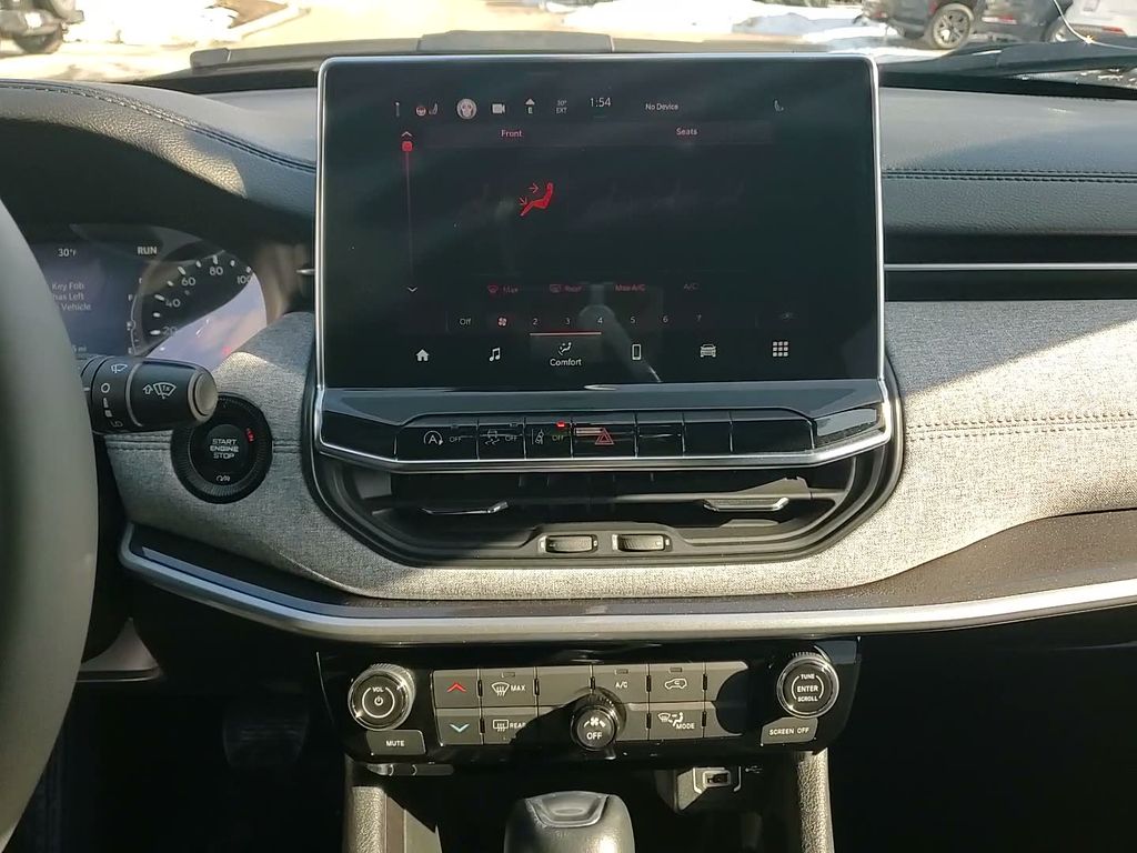 2023 Jeep Compass Latitude Lux - Photo 30