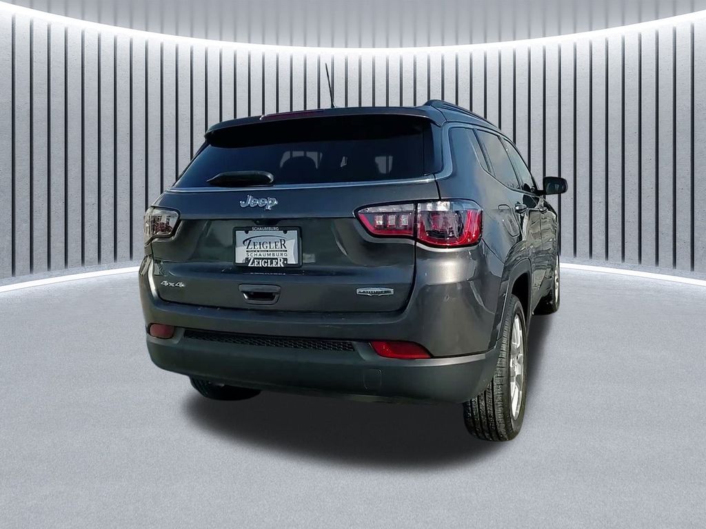 2023 Jeep Compass Latitude Lux - Photo 10