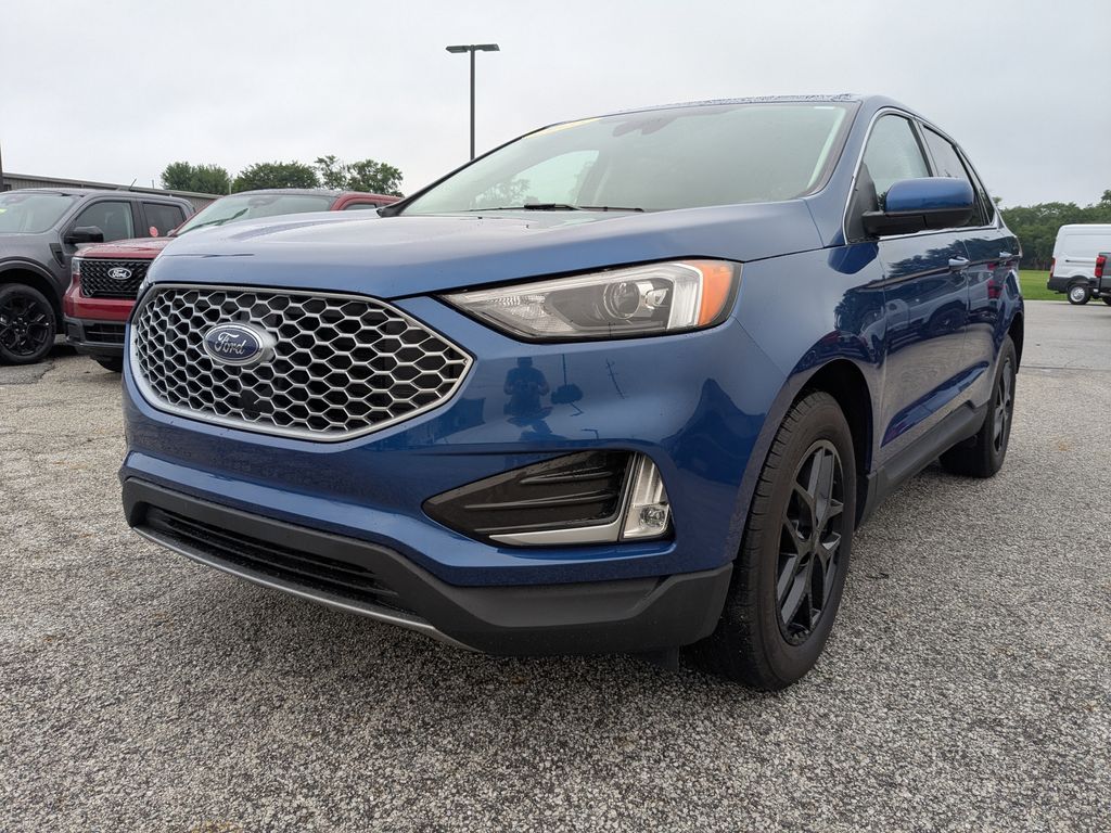 2023 Ford Edge