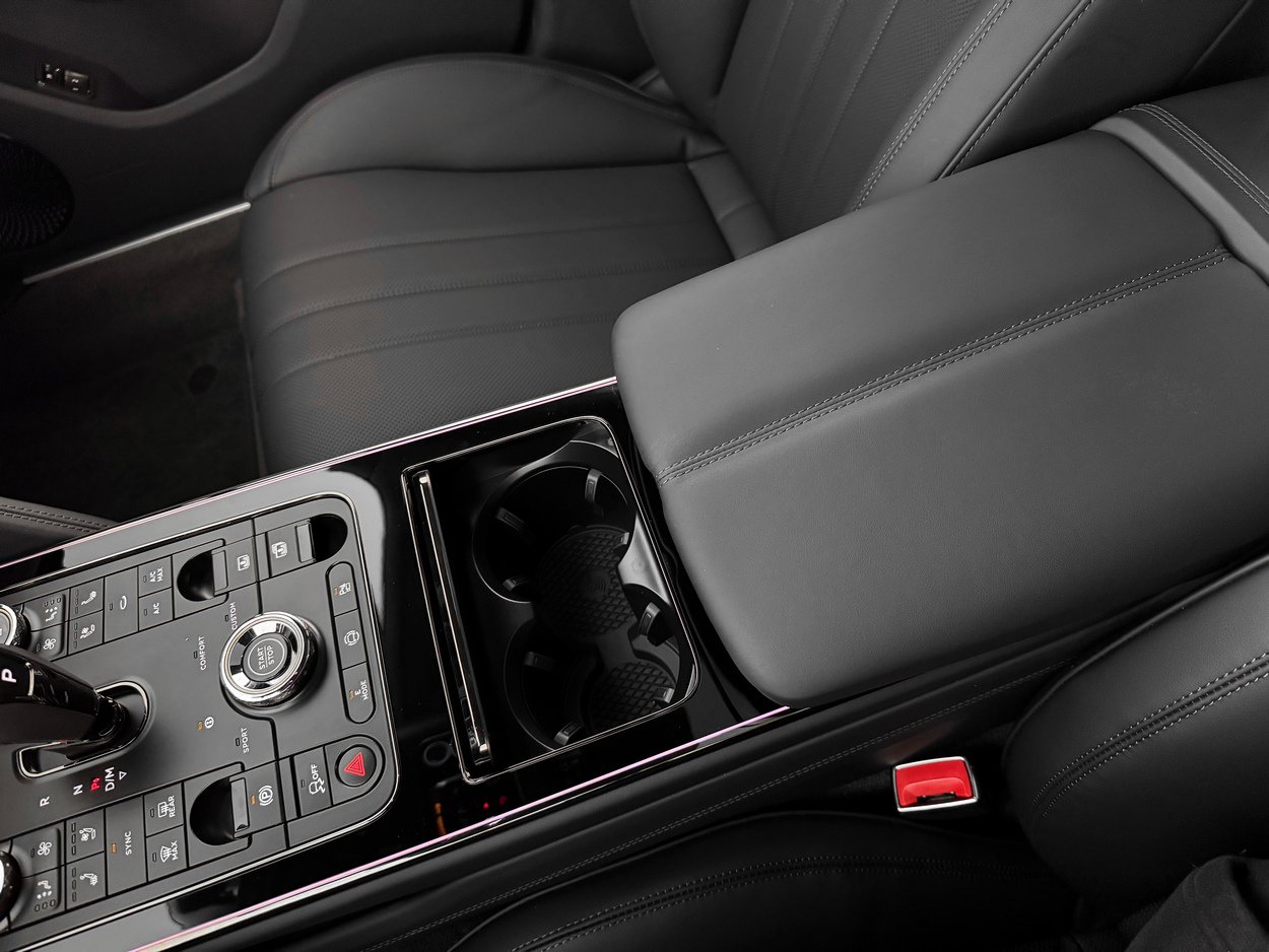 2026 Bentley Flying Spur - Photo 20