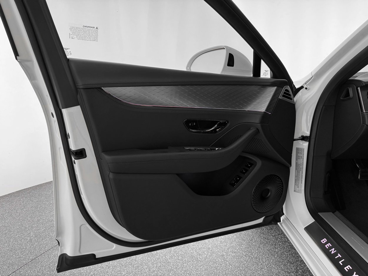 2026 Bentley Flying Spur - Photo 12