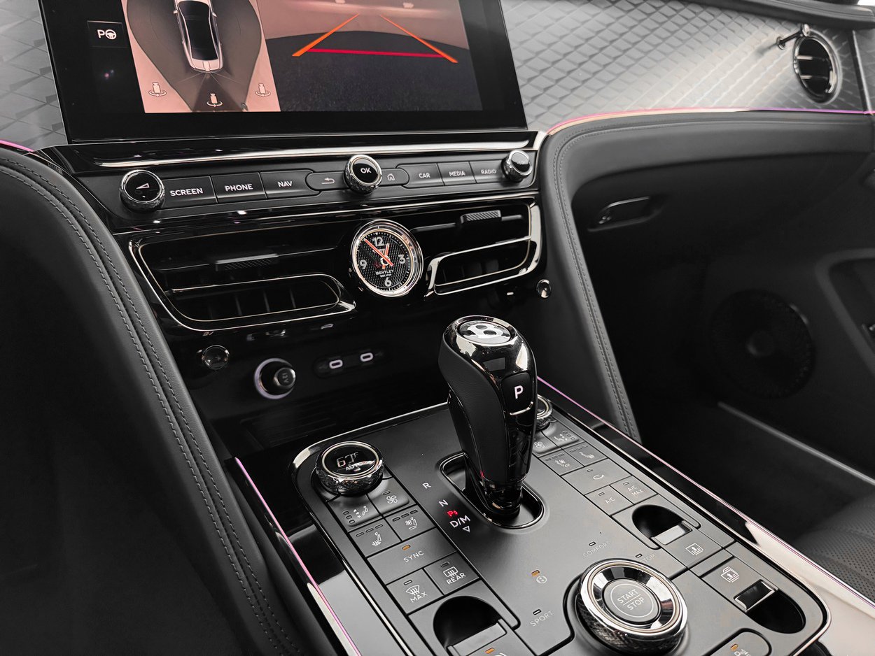 2026 Bentley Flying Spur - Photo 28