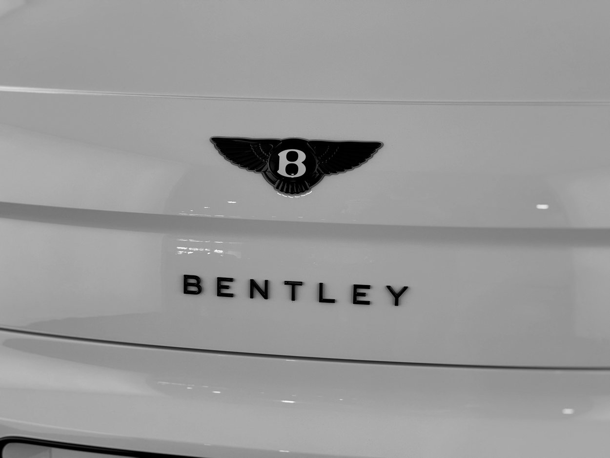 2026 Bentley Flying Spur - Photo 43