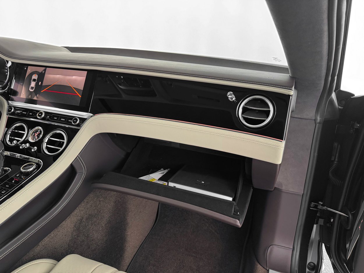 2026 Bentley Continental GT Base - Photo 32