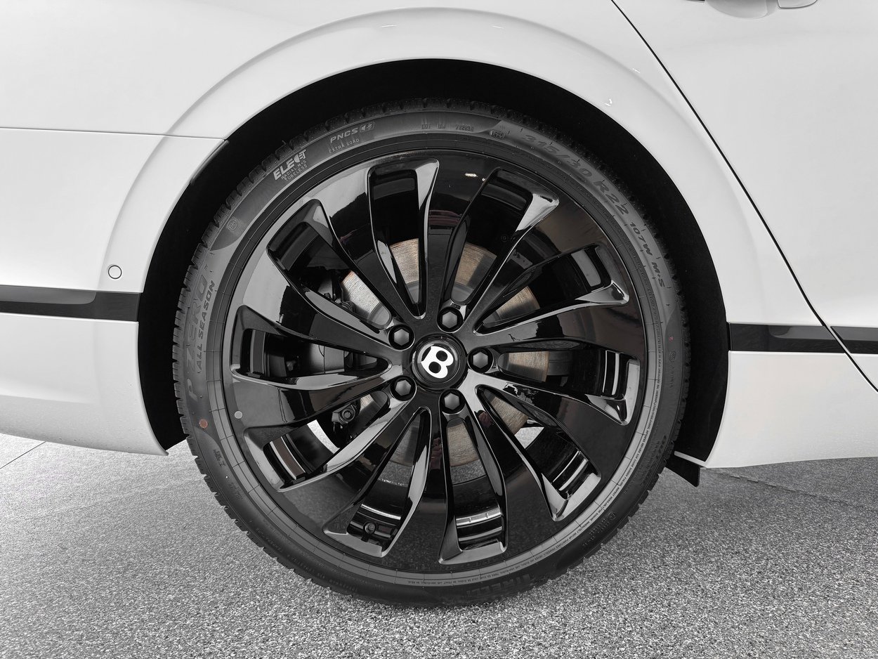 2026 Bentley Flying Spur - Photo 32