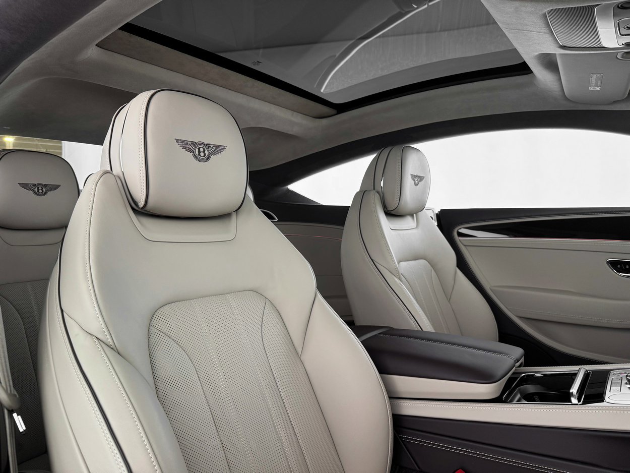 2026 Bentley Continental GT Base - Photo 31