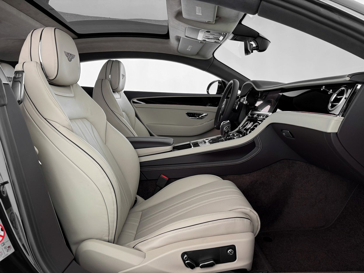 2026 Bentley Continental GT Base - Photo 30