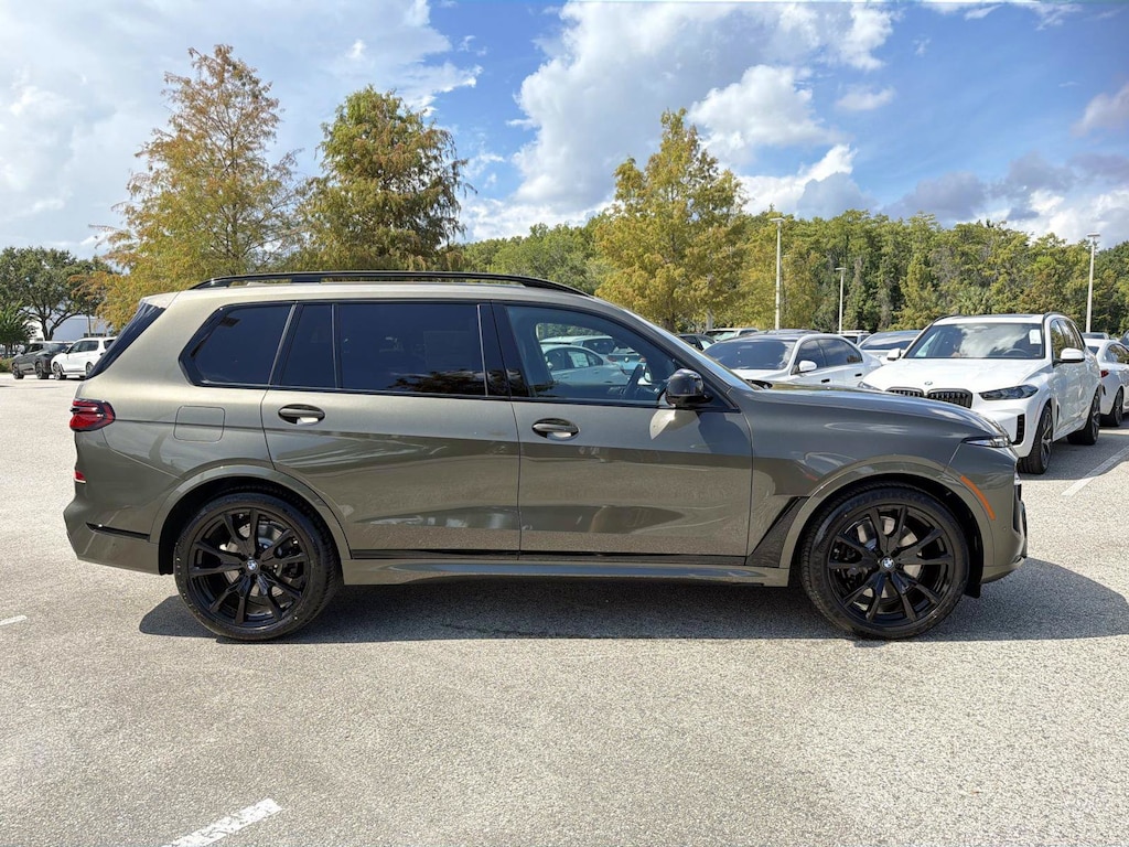 New 2027 BMW X7 xDrive40i xDrive40i Sports Activity Vehicle